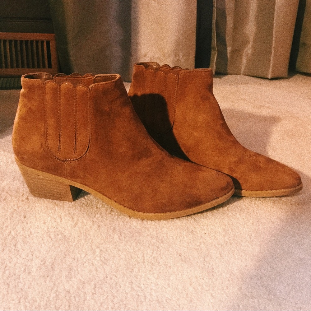 Chestnut brown ankle boots